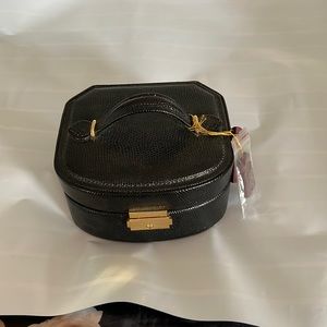 travel jewelry box with lock
